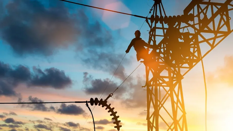 Acuerdos de la CRE contradice estándares internacionales de energías limpias